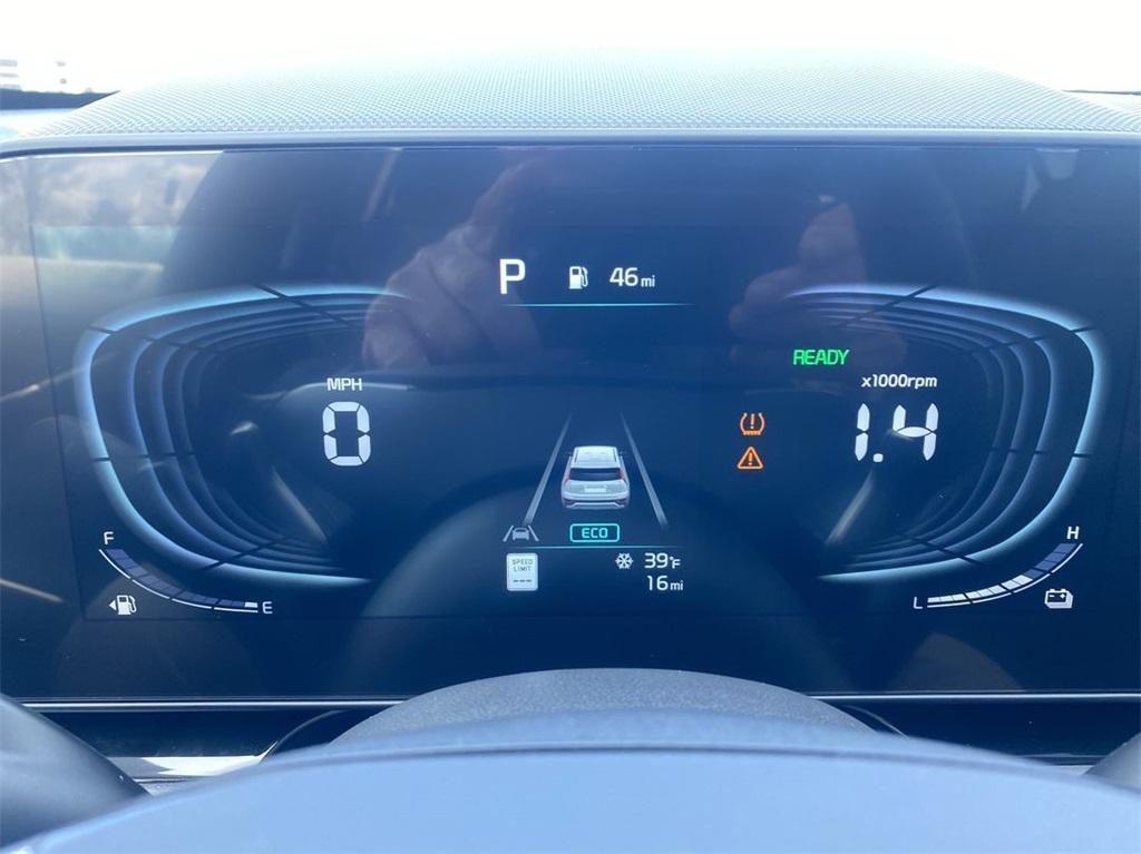 new 2025 Kia Niro car, priced at $30,590