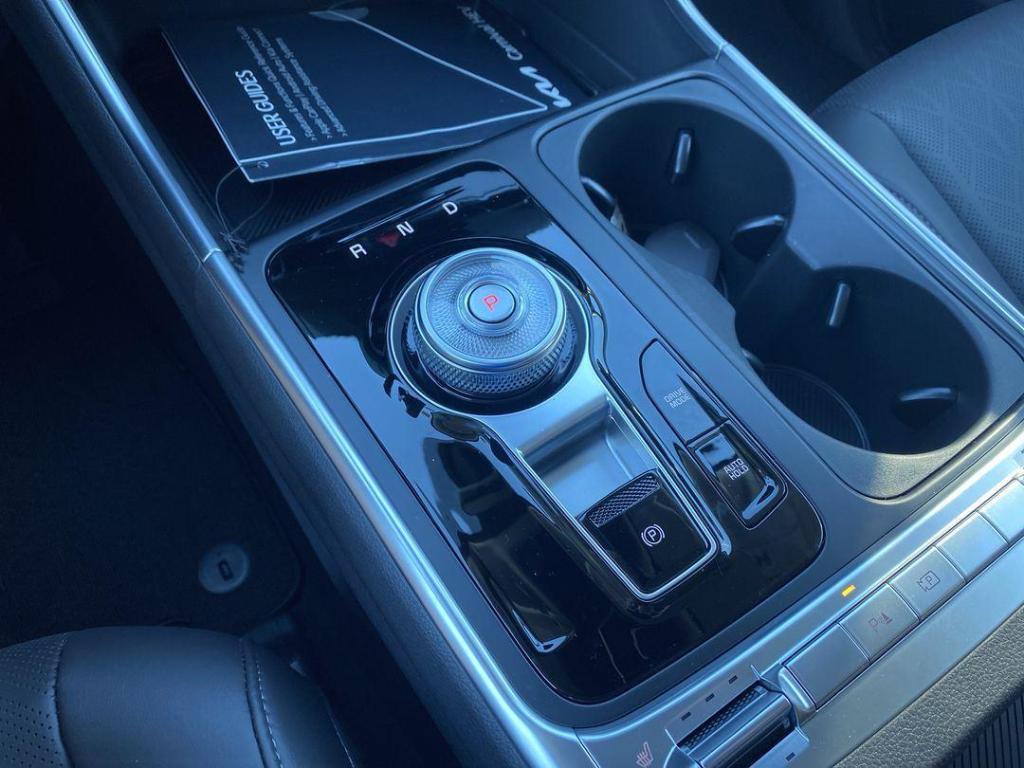 new 2026 Kia Carnival Hybrid car