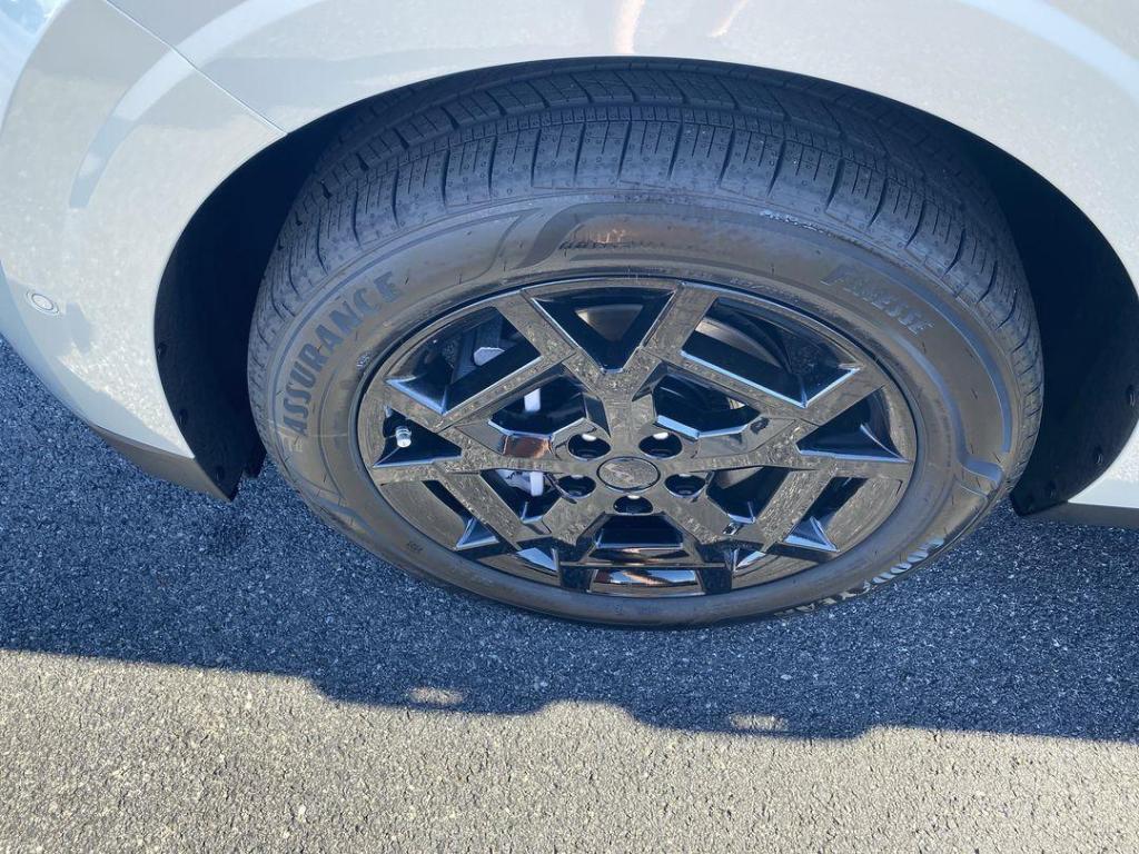 new 2026 Kia Carnival Hybrid car