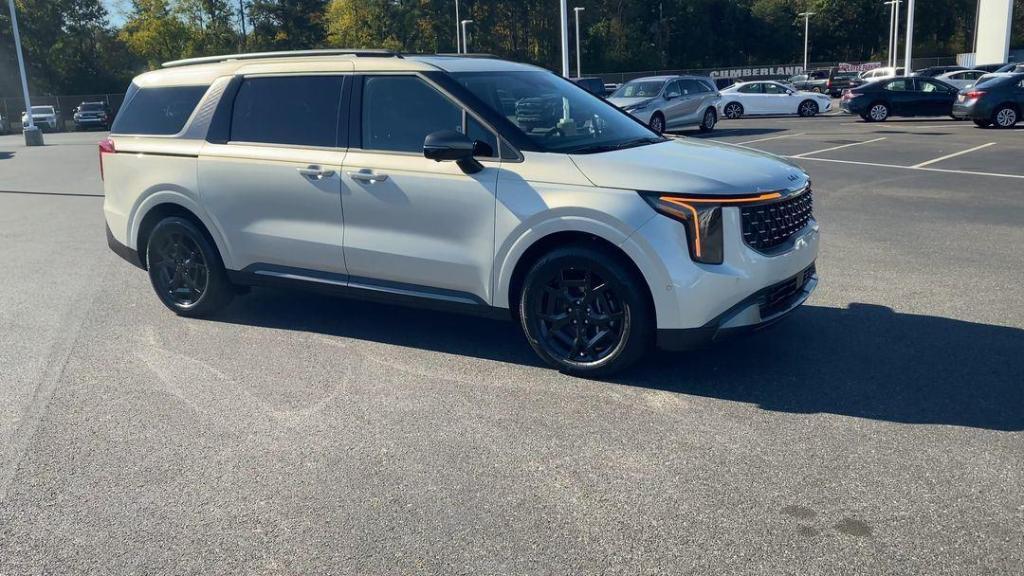 new 2026 Kia Carnival Hybrid car