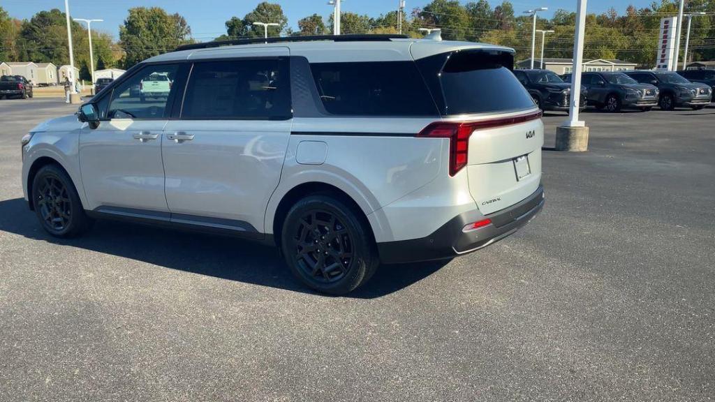 new 2026 Kia Carnival Hybrid car