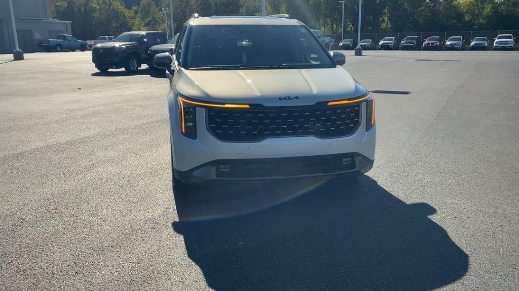 new 2026 Kia Carnival Hybrid car