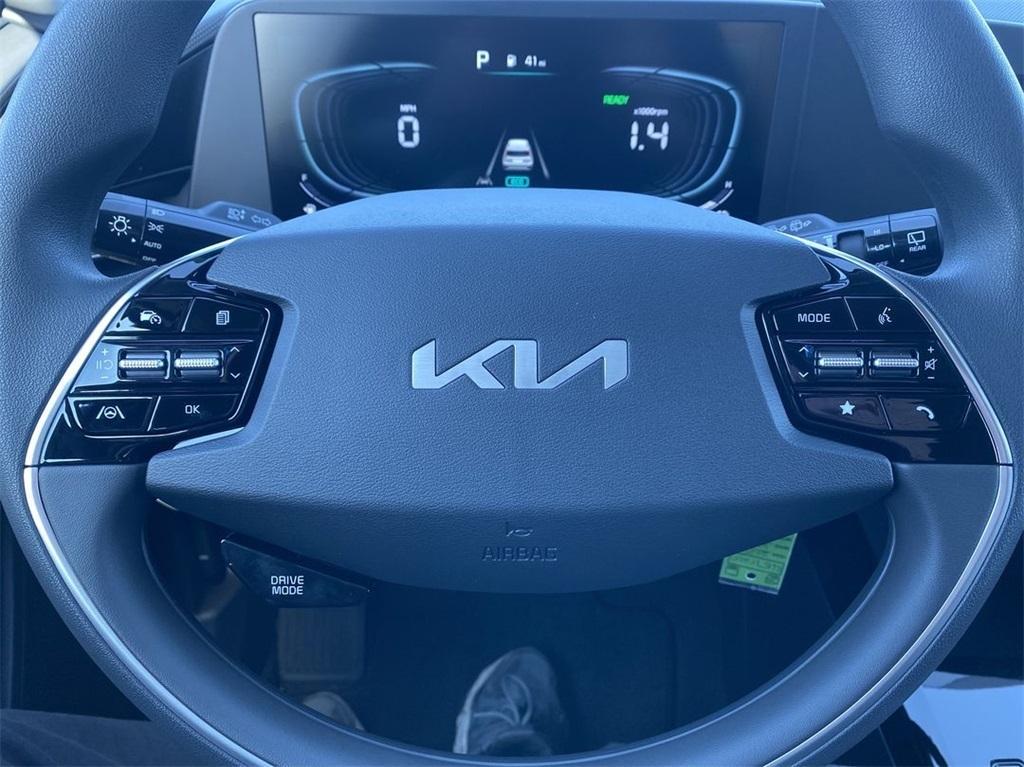 new 2025 Kia Niro car, priced at $28,045