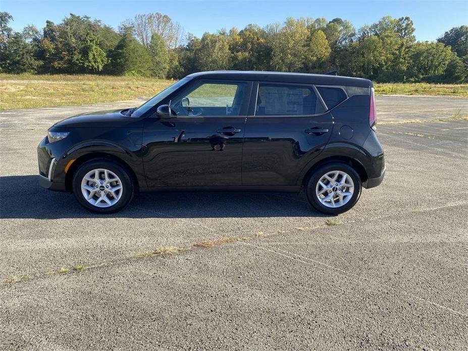 new 2025 Kia Soul car, priced at $23,935