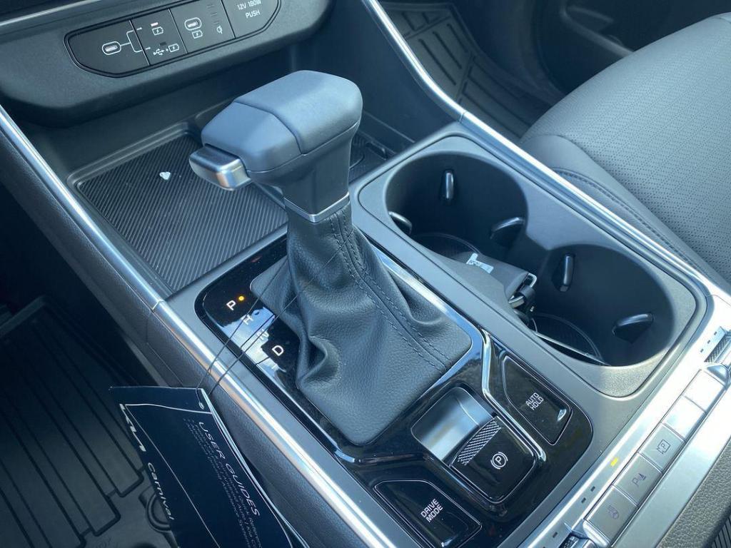 new 2026 Kia Carnival car