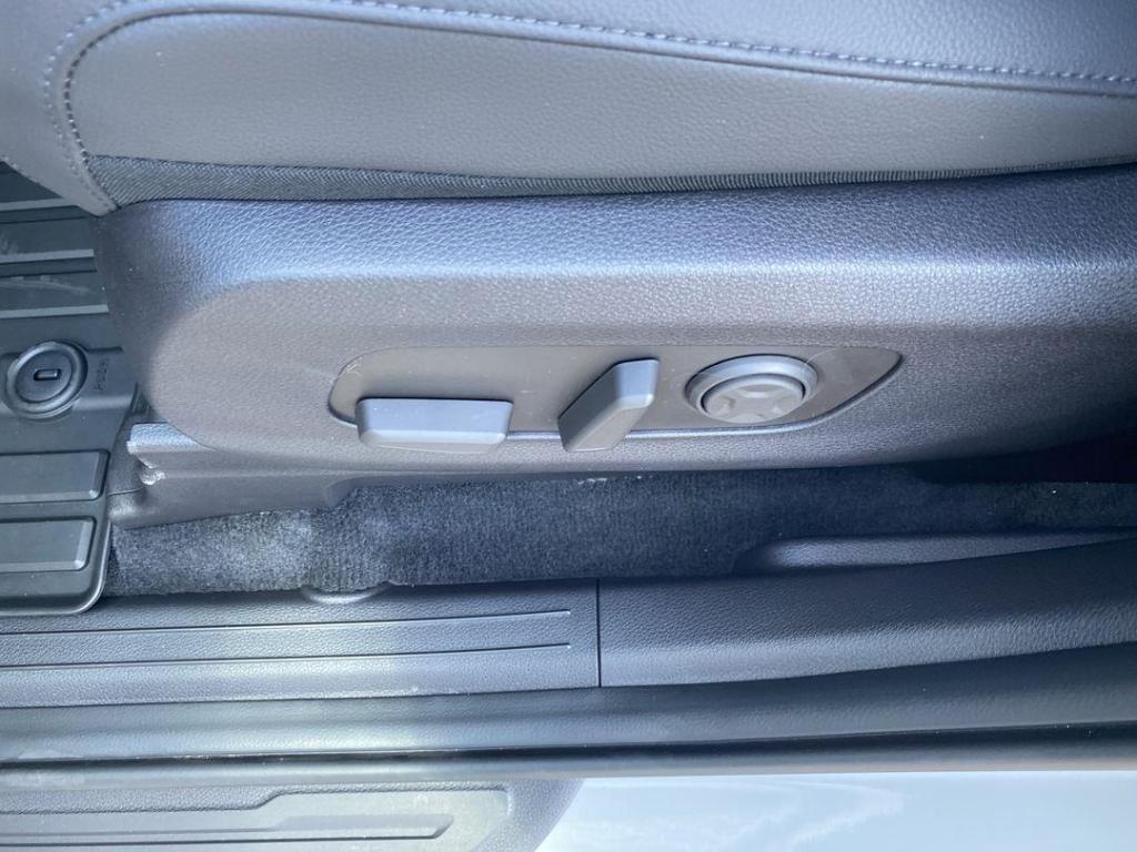 new 2026 Kia Carnival car