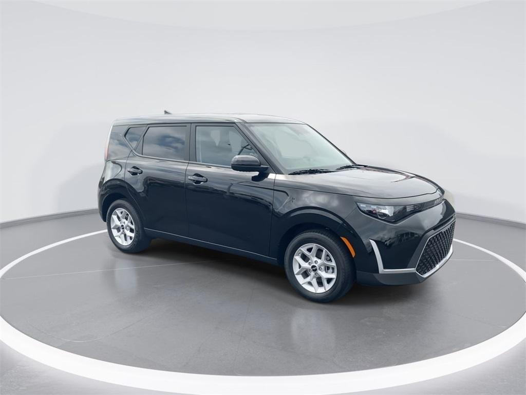 new 2025 Kia Soul car, priced at $22,660