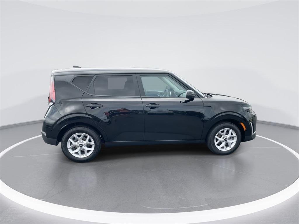 new 2025 Kia Soul car, priced at $22,660