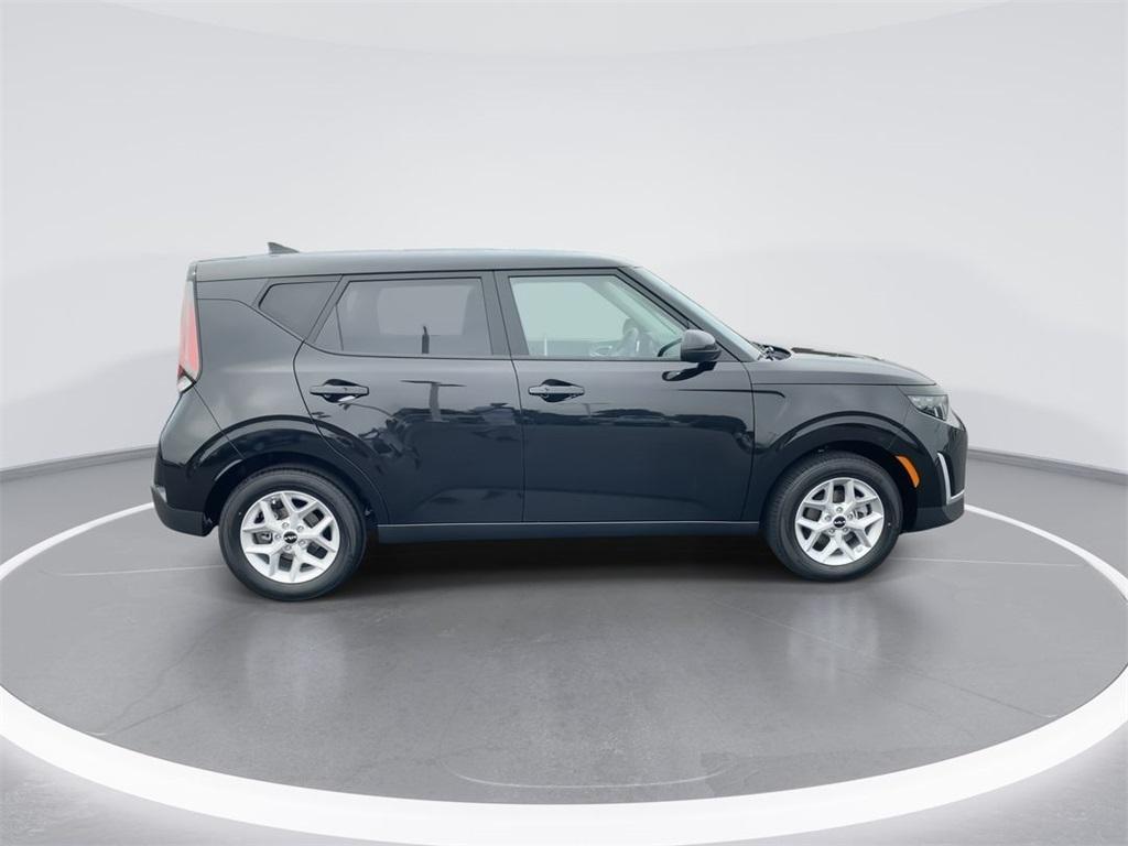 new 2025 Kia Soul car, priced at $22,605