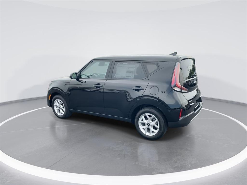 new 2025 Kia Soul car, priced at $22,605