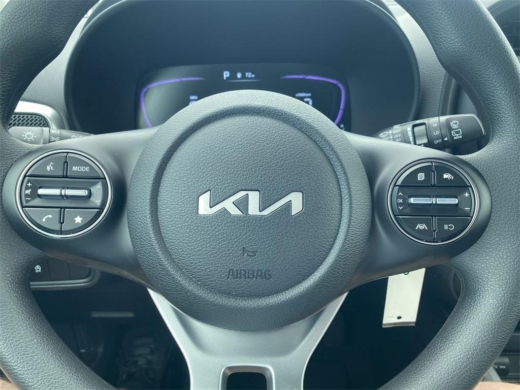 new 2025 Kia Soul car, priced at $22,605
