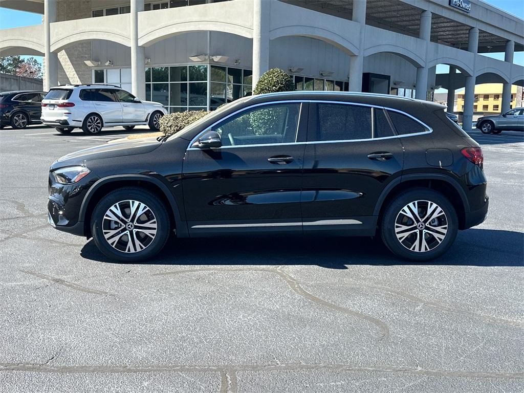 new 2025 Mercedes-Benz GLA 250 car, priced at $42,250