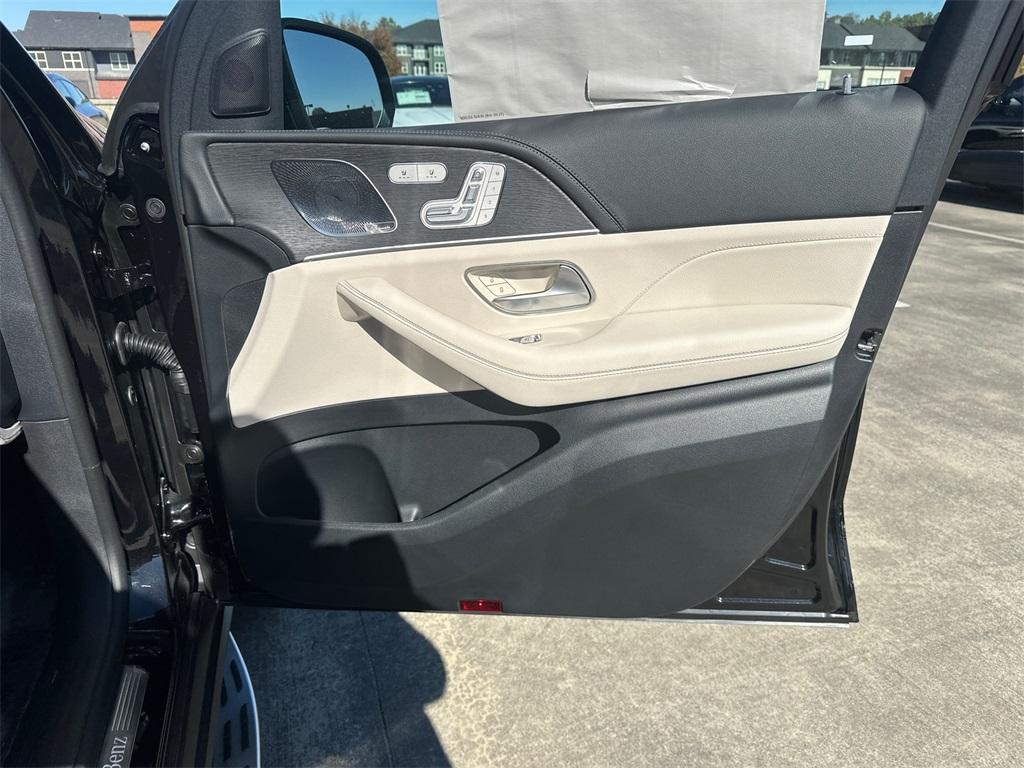 new 2026 Mercedes-Benz GLS 450 car, priced at $103,750