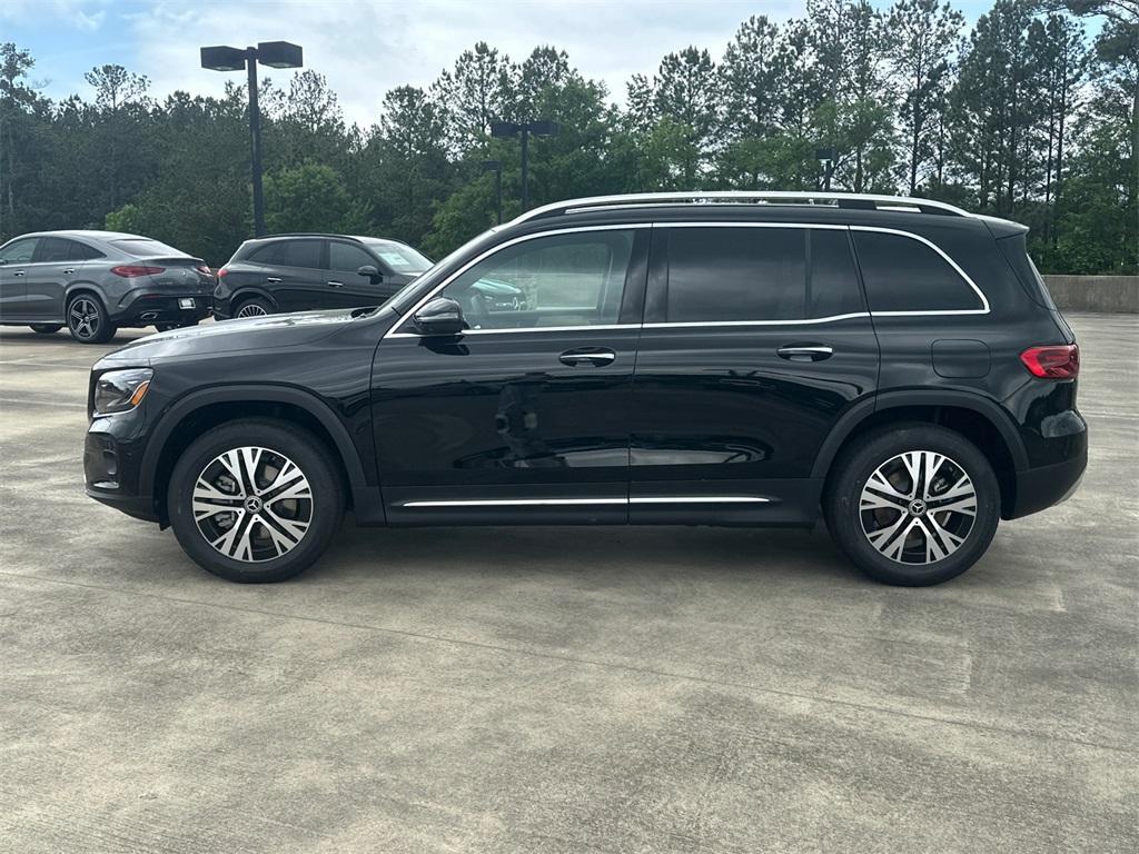 new 2025 Mercedes-Benz GLB 250 car, priced at $51,355