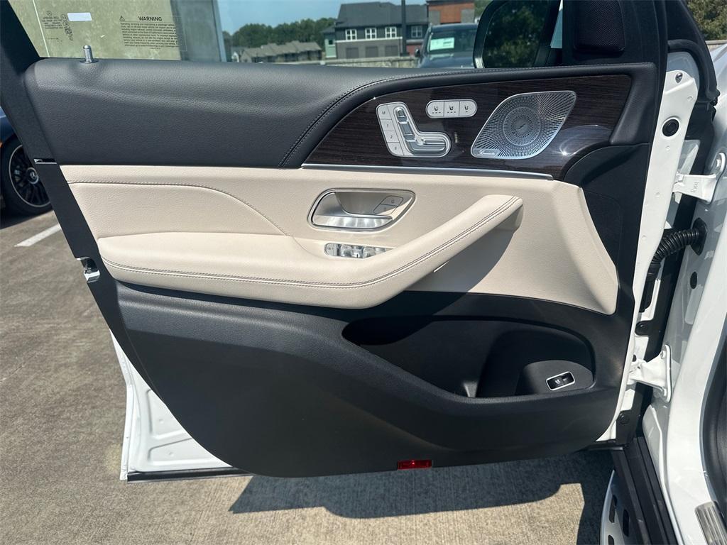 new 2026 Mercedes-Benz GLE 450 car, priced at $82,890