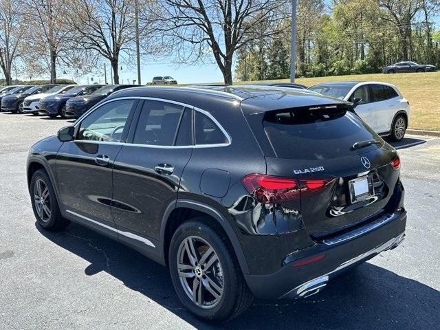 new 2024 Mercedes-Benz GLA 250 car, priced at $51,050