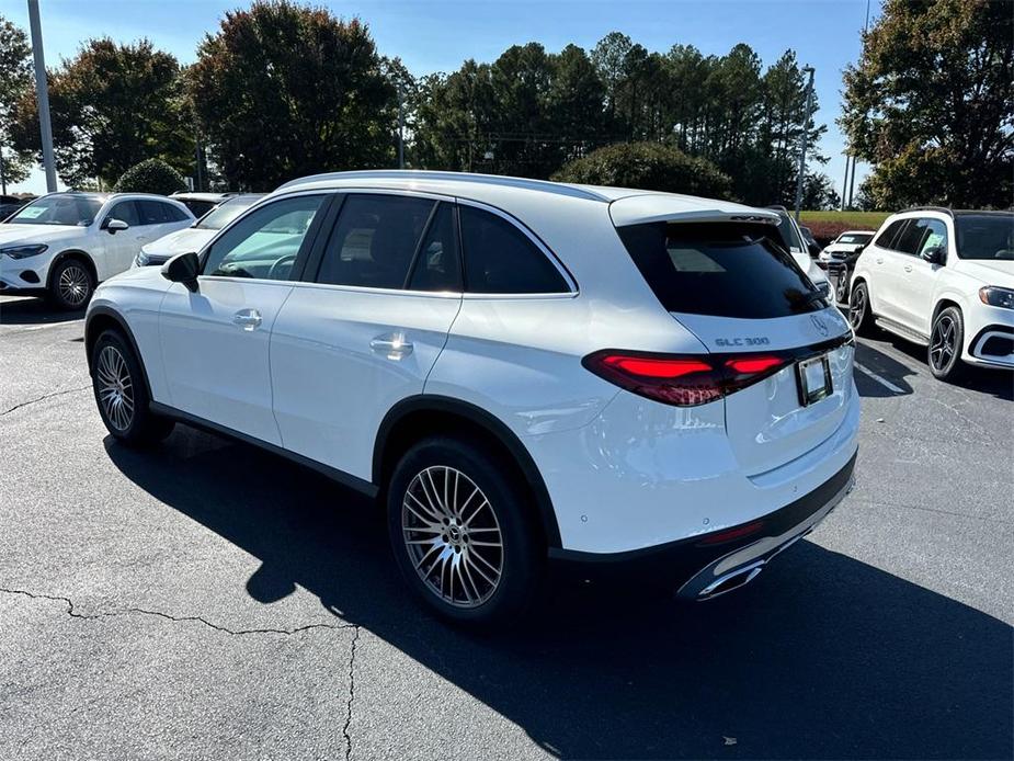 new 2025 Mercedes-Benz GLC 300 car, priced at $51,385