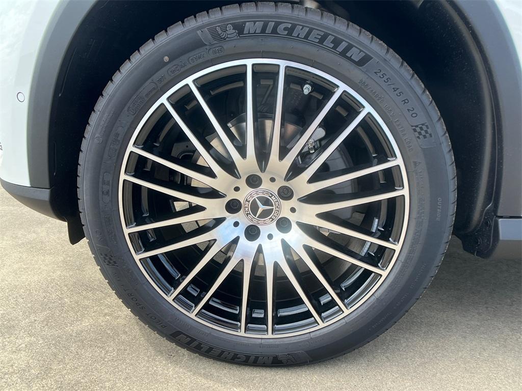 new 2026 Mercedes-Benz GLC 300 car, priced at $57,605