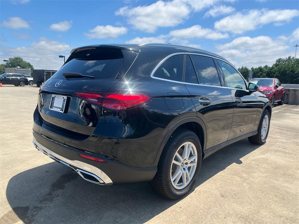 new 2025 Mercedes-Benz GLC 300 car, priced at $53,085