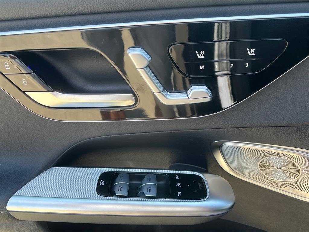 new 2025 Mercedes-Benz GLC 300 car, priced at $53,085