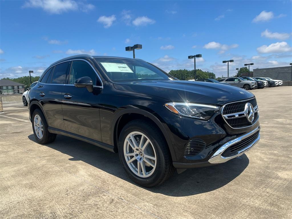 new 2025 Mercedes-Benz GLC 300 car, priced at $53,085