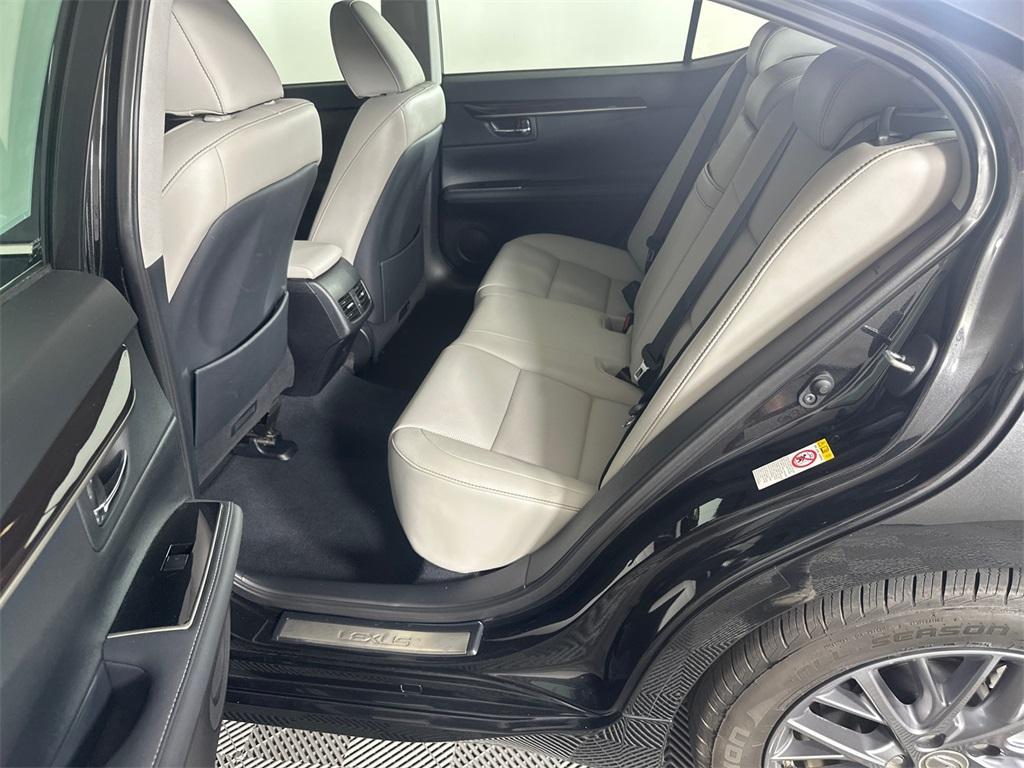used 2018 Lexus ES 350 car, priced at $25,942