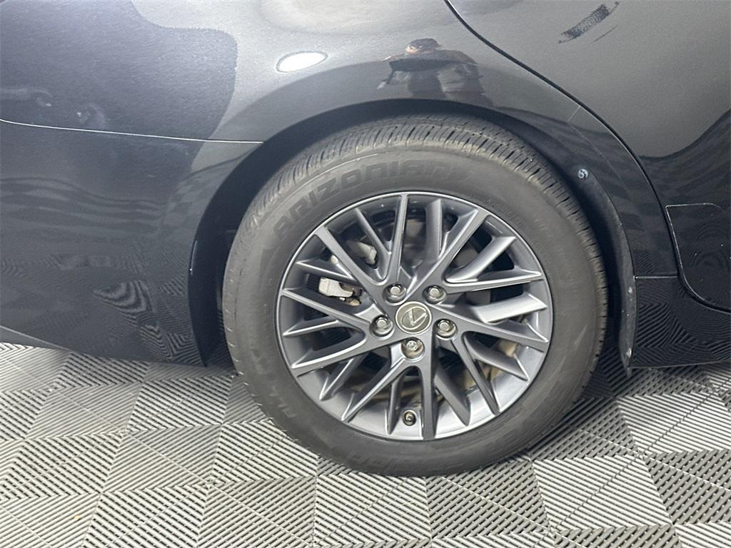 used 2018 Lexus ES 350 car, priced at $25,942