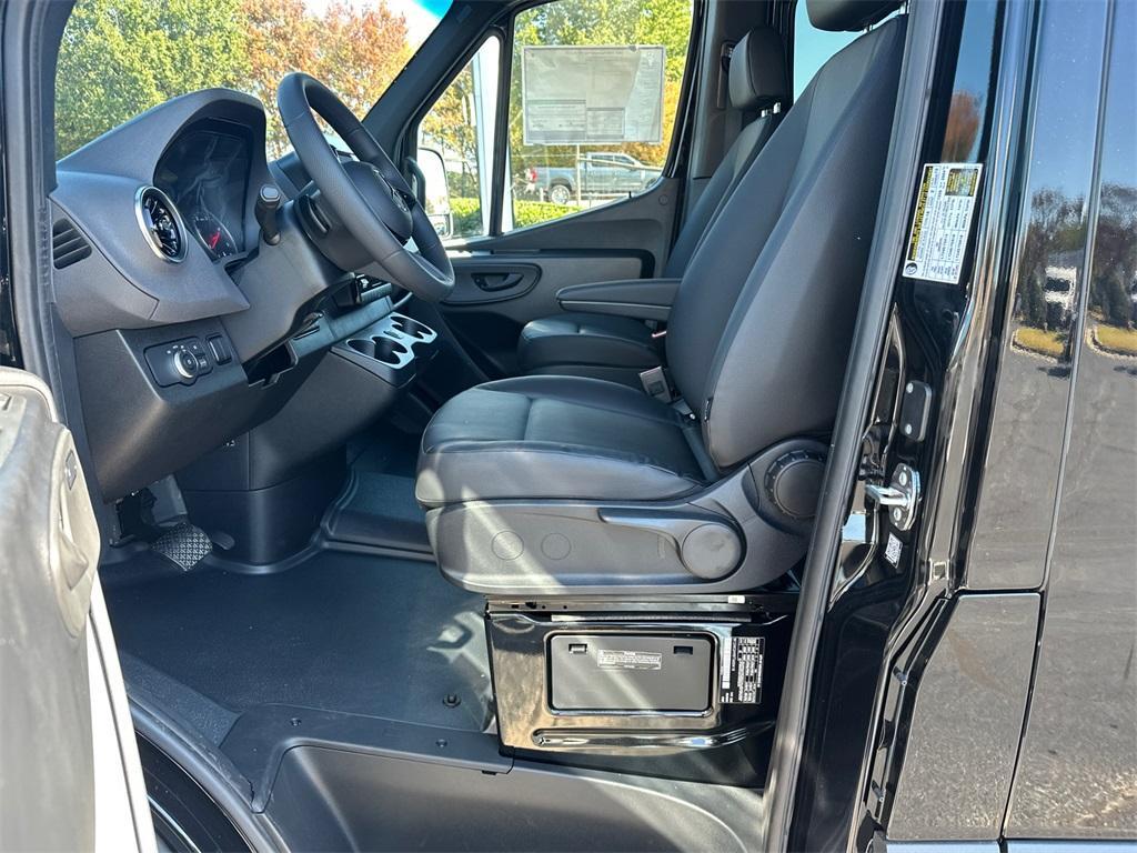 new 2026 Mercedes-Benz Sprinter 2500 car, priced at $78,122