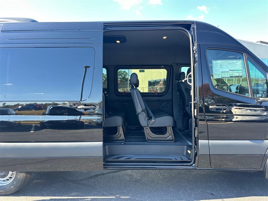 new 2026 Mercedes-Benz Sprinter 2500 car, priced at $78,122