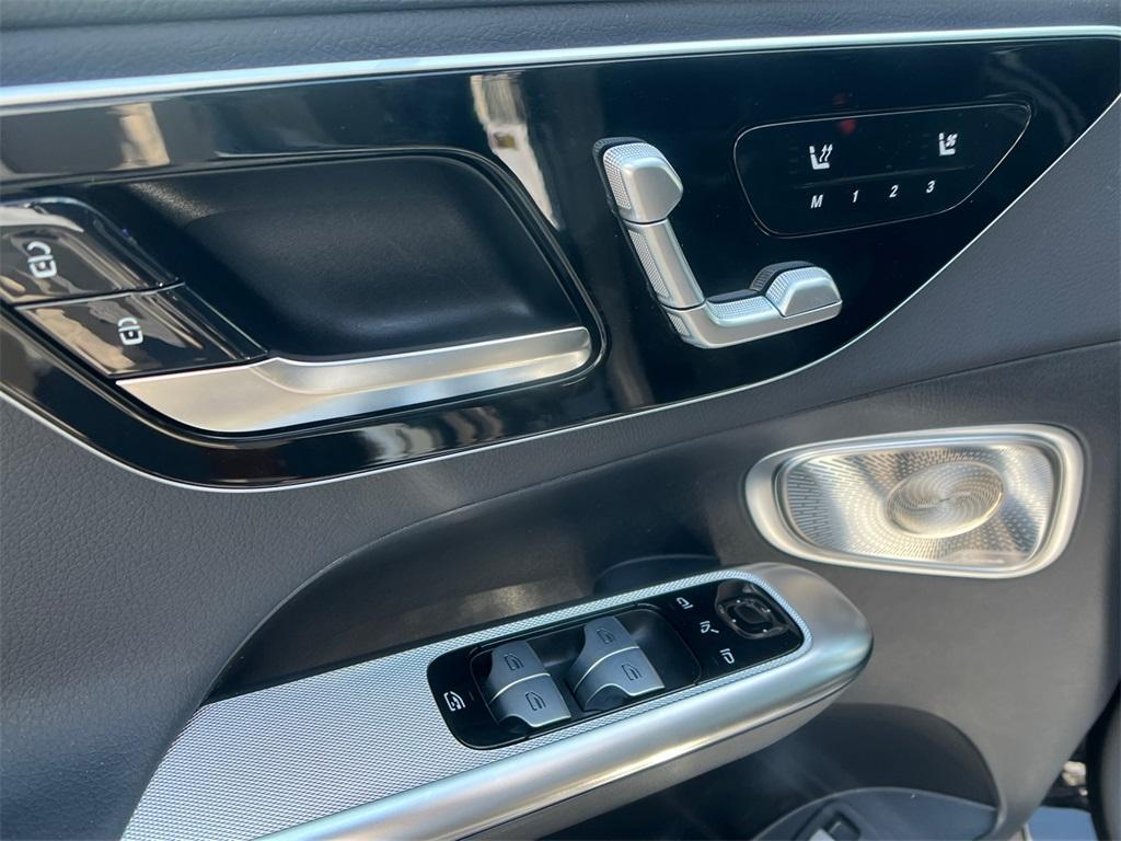 new 2025 Mercedes-Benz GLC 350e car, priced at $68,530