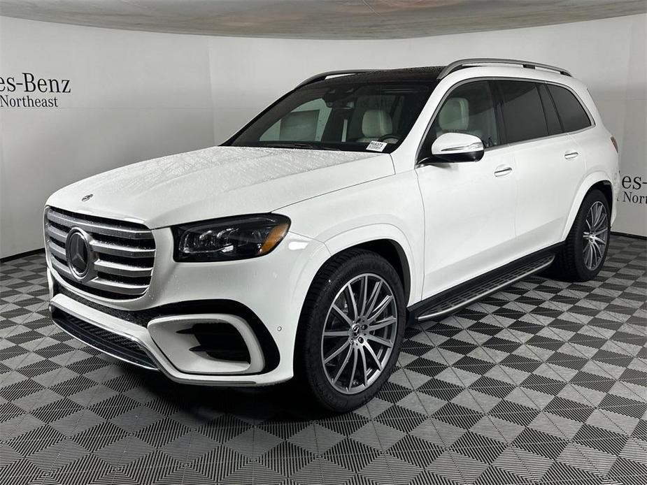 new 2025 Mercedes-Benz GLS 450 car, priced at $99,275