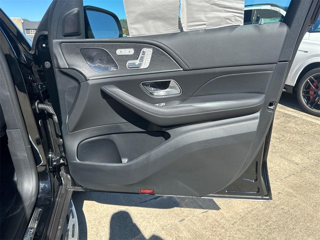 new 2026 Mercedes-Benz GLE 450 car, priced at $83,115