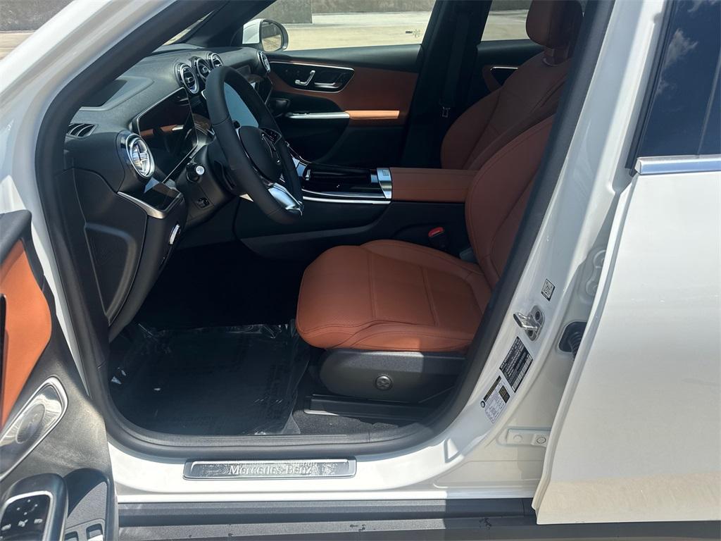 new 2025 Mercedes-Benz GLC 350e car, priced at $68,480