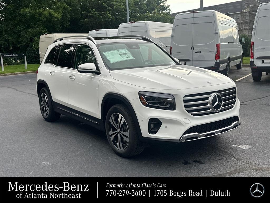 new 2025 Mercedes-Benz GLB 250 car, priced at $52,715