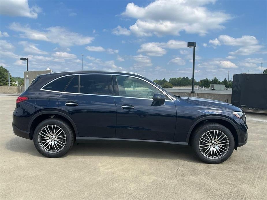 new 2024 Mercedes-Benz GLC 300 car, priced at $52,495