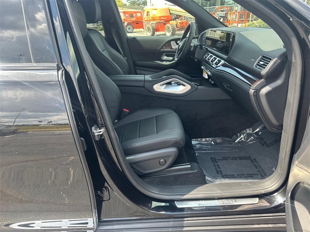new 2026 Mercedes-Benz GLE 450 car, priced at $83,105