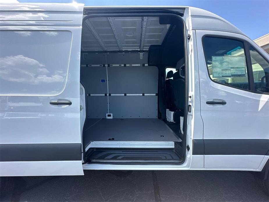 new 2024 Mercedes-Benz Sprinter 2500 car, priced at $75,406