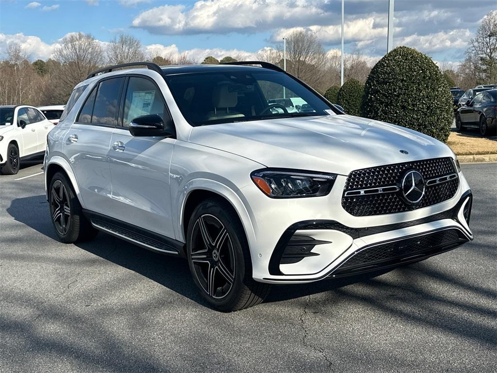 new 2025 Mercedes-Benz GLE 450 car, priced at $85,980