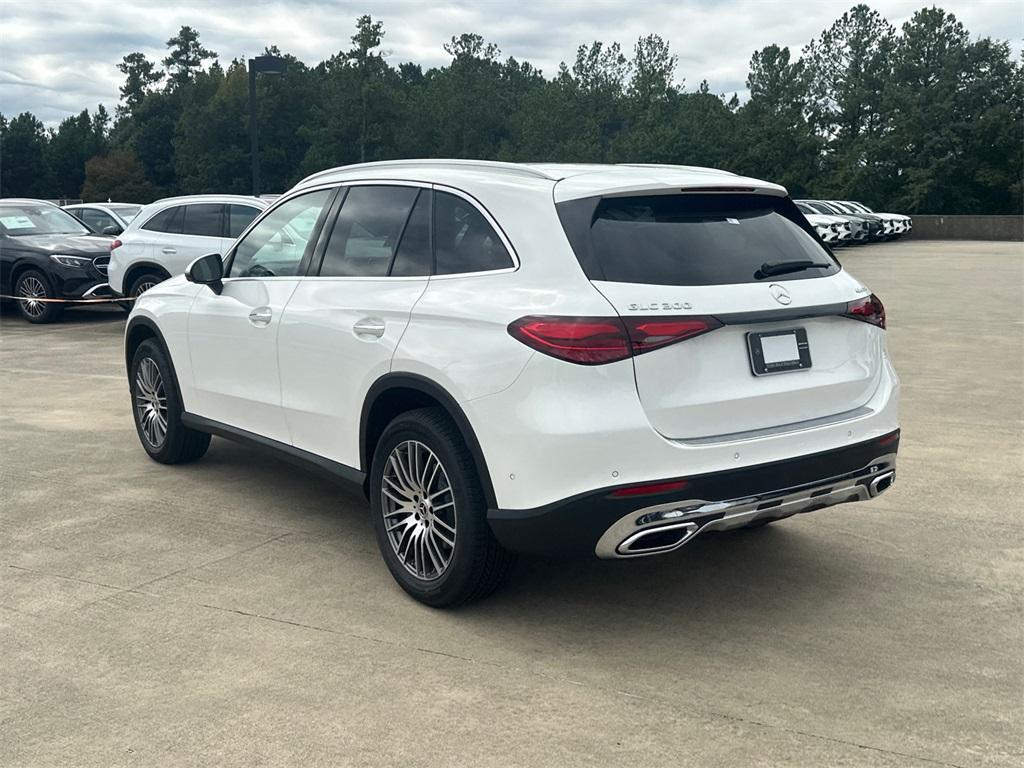 new 2026 Mercedes-Benz GLC 300 car, priced at $61,605