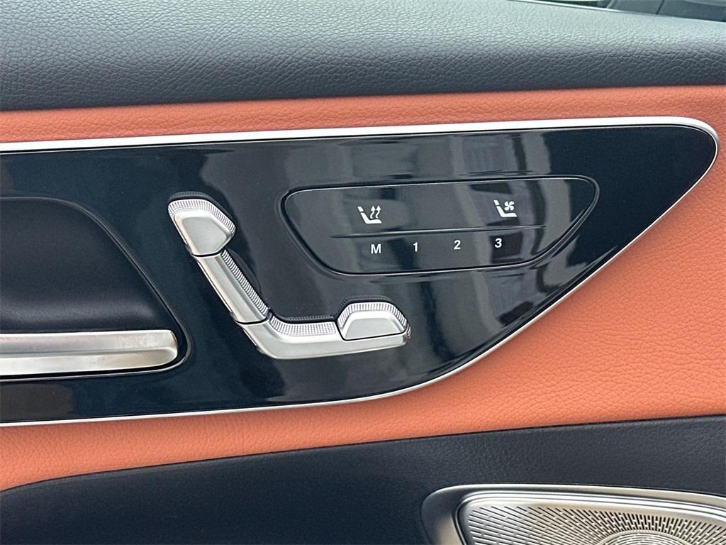 new 2026 Mercedes-Benz GLC 300 car, priced at $61,605