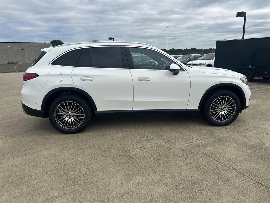 new 2026 Mercedes-Benz GLC 300 car, priced at $61,605