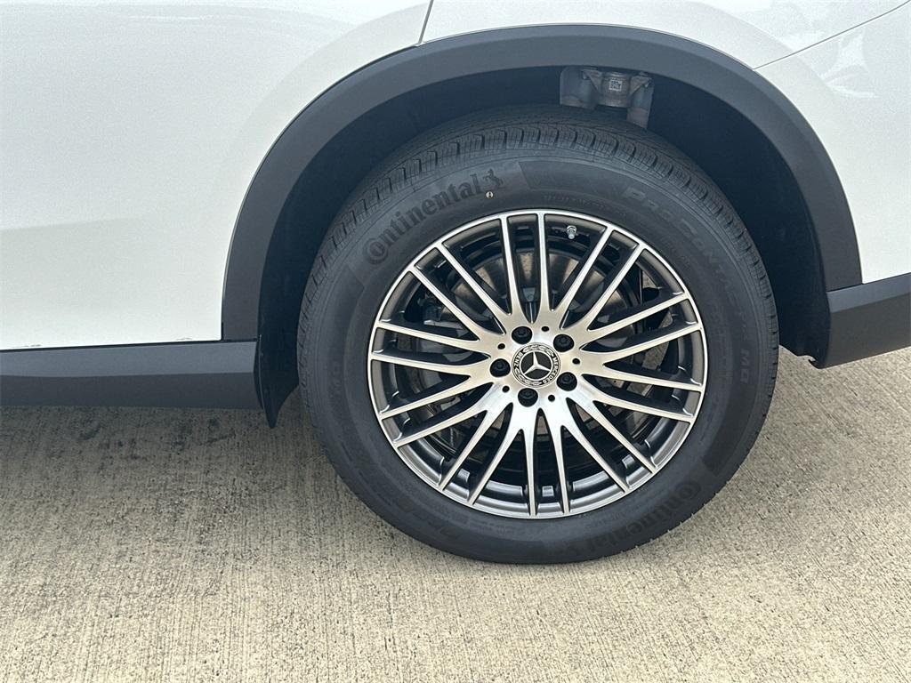 new 2026 Mercedes-Benz GLC 300 car, priced at $57,815