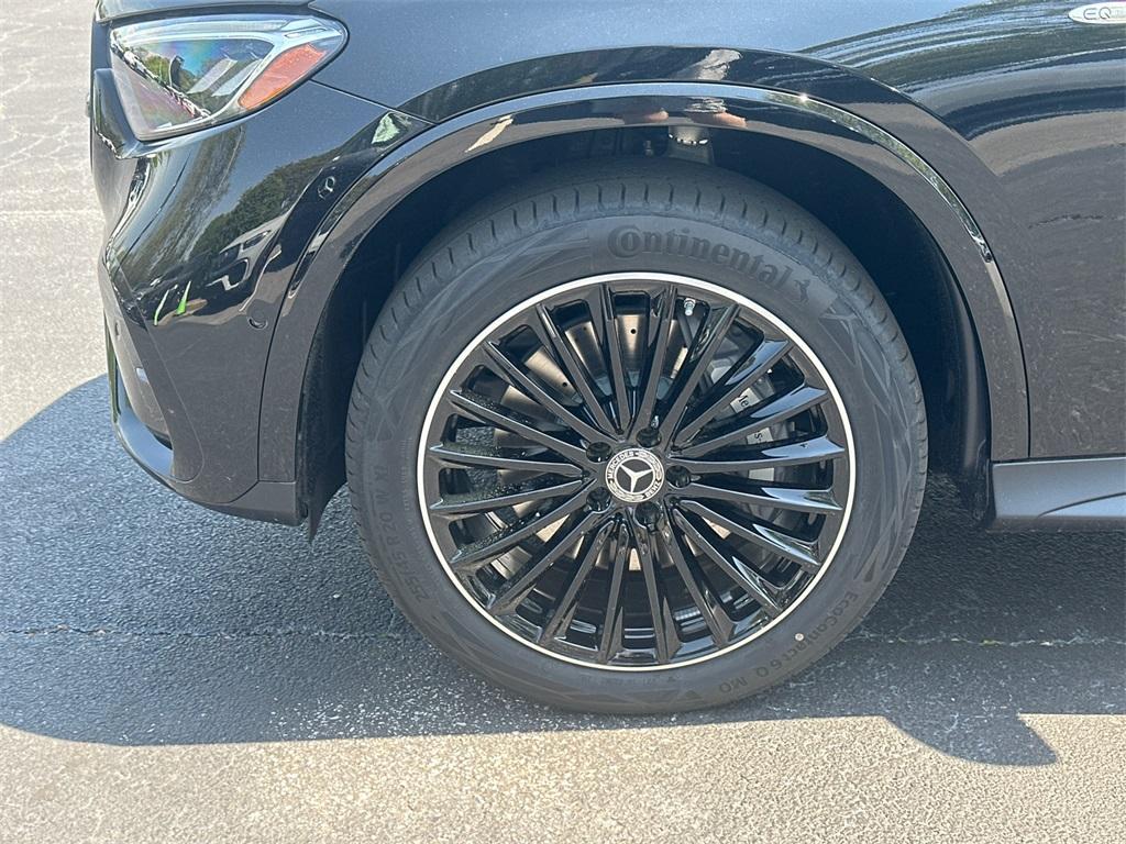 new 2025 Mercedes-Benz GLC 350e car, priced at $70,680