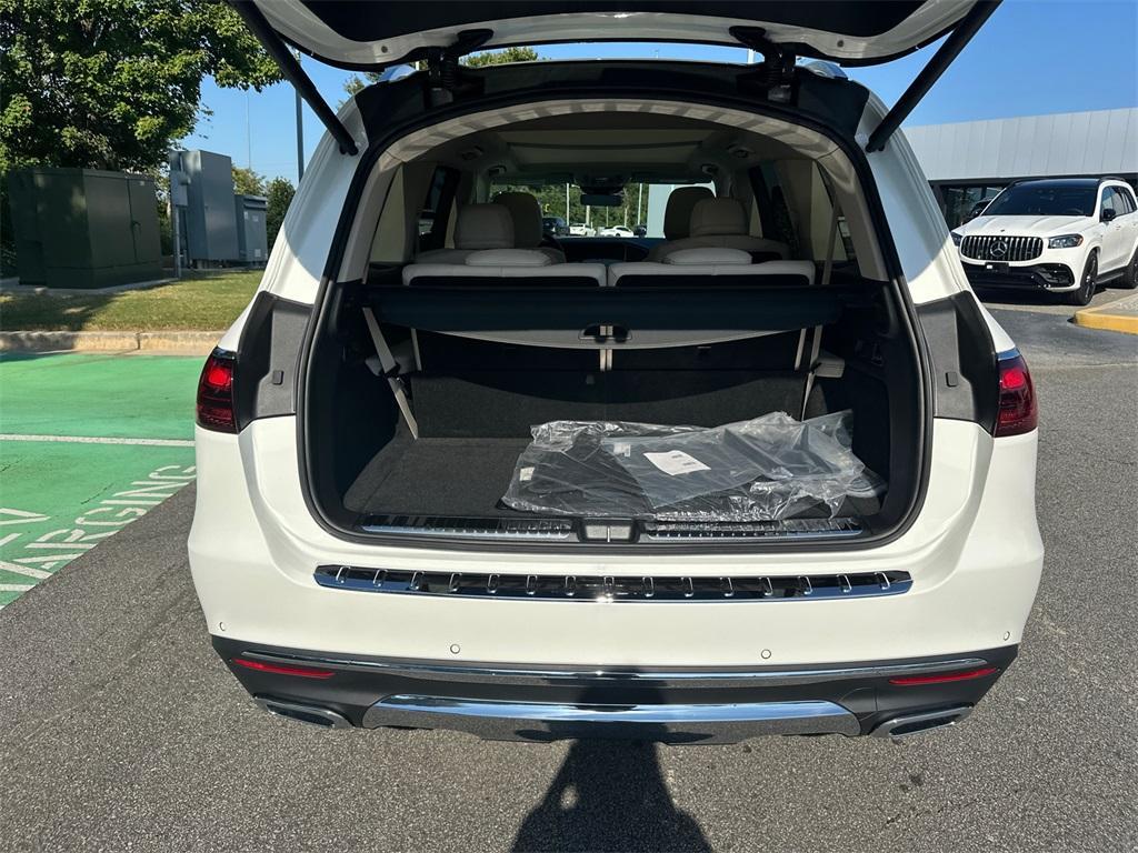 new 2026 Mercedes-Benz GLS 450 car, priced at $95,550