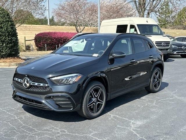 new 2024 Mercedes-Benz GLA 250 car, priced at $54,320