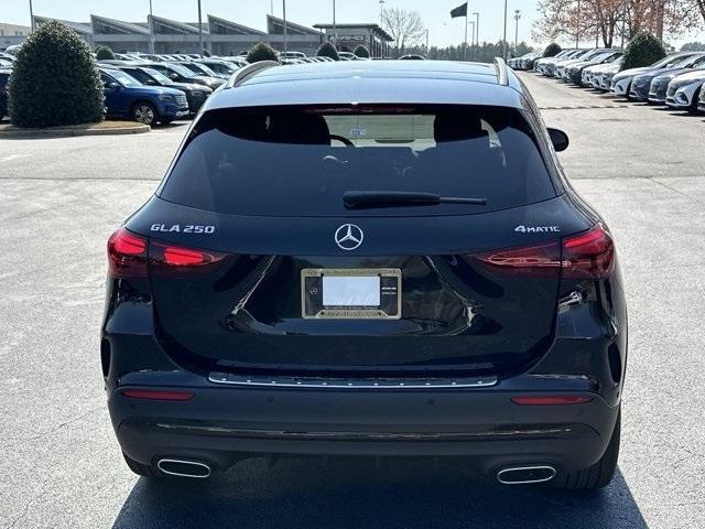 new 2024 Mercedes-Benz GLA 250 car, priced at $54,320