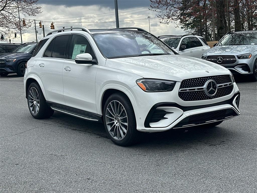 new 2025 Mercedes-Benz GLE 450 car, priced at $83,935