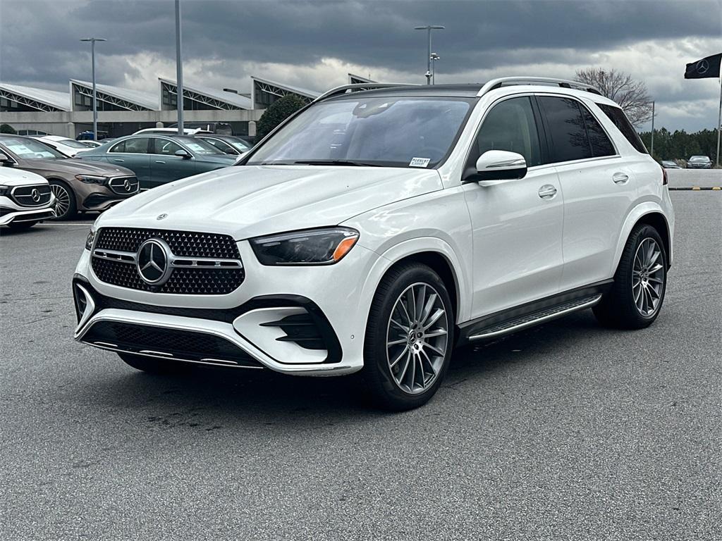 new 2025 Mercedes-Benz GLE 450 car, priced at $83,935