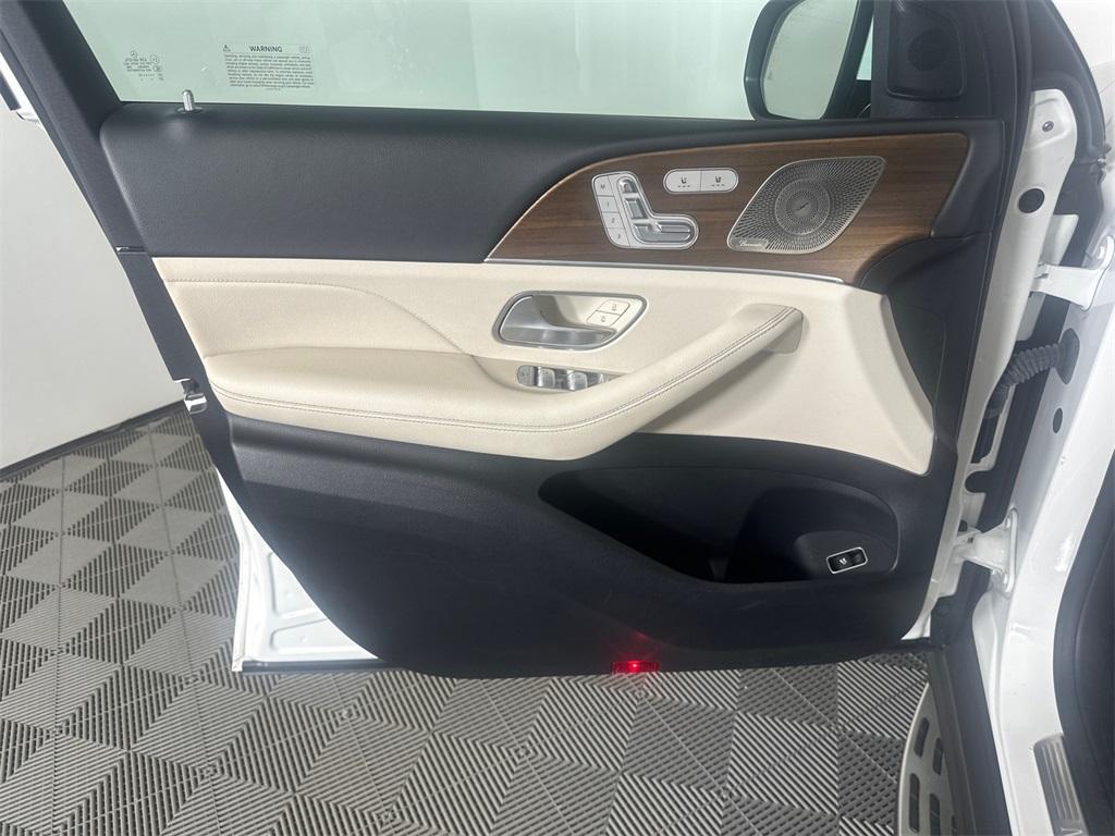 used 2022 Mercedes-Benz GLE 350 car, priced at $53,491