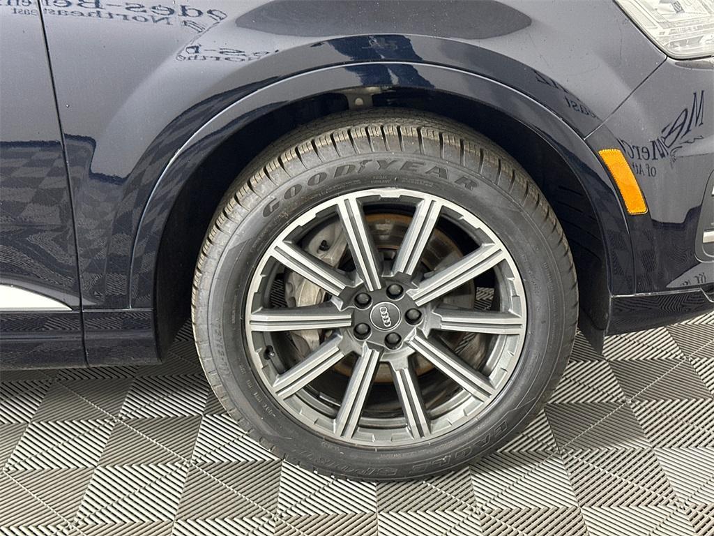 used 2017 Audi Q7 car, priced at $16,298